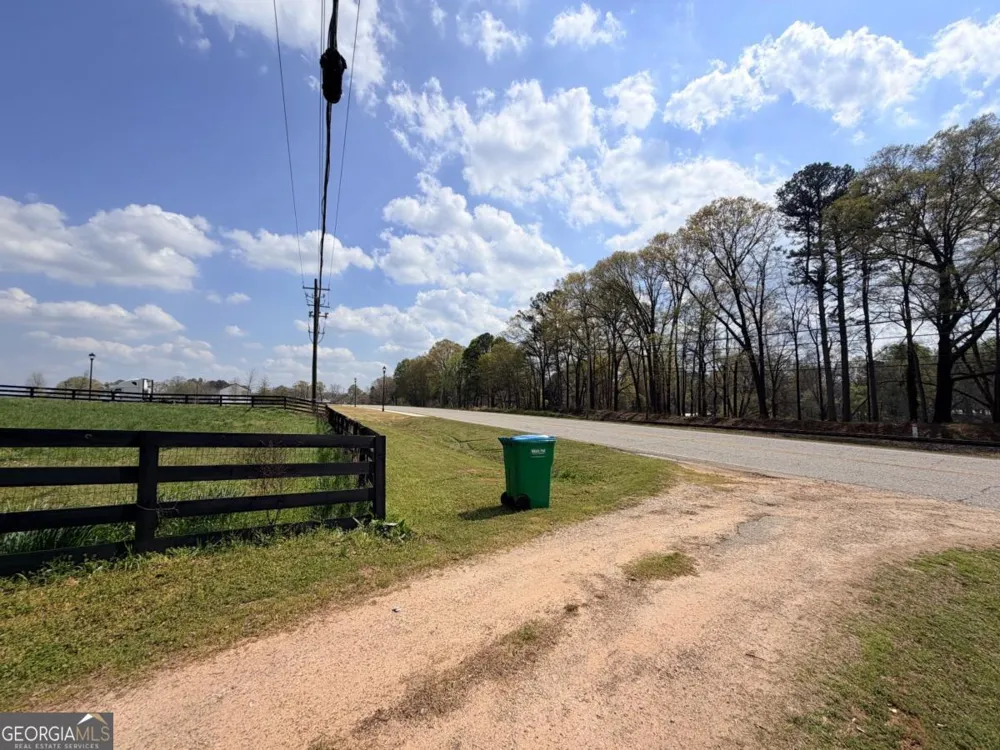 662 Old Gainesville HWY Pendergrass, GA 30567