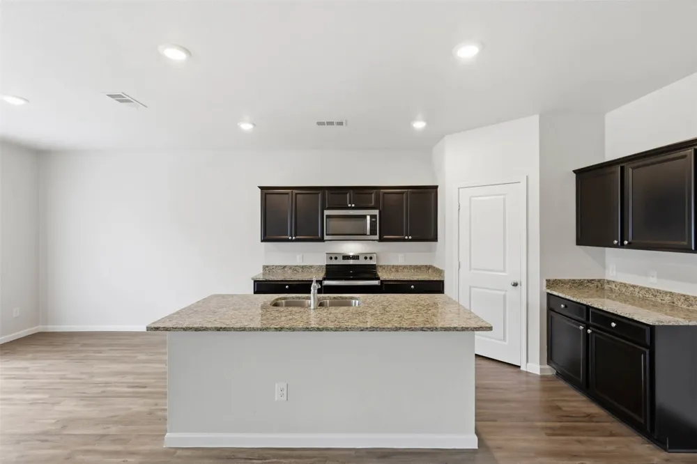 453 Canoe Way Crowley, TX 76036