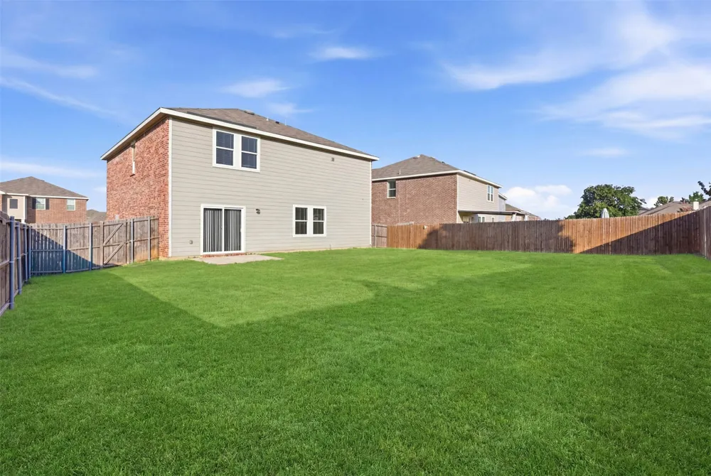 453 Canoe Way Crowley, TX 76036