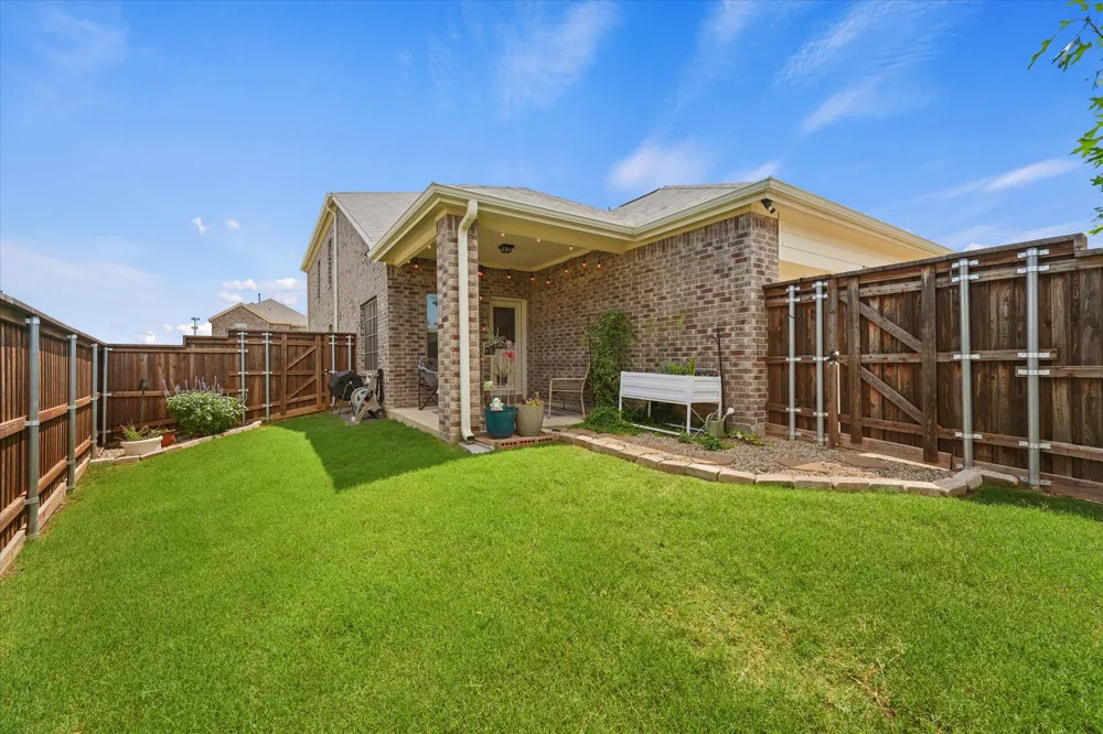 2301 Opaline Drive Little Elm, TX 76227