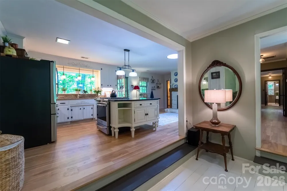 77 Oakwood Lane Sylva, NC 28779