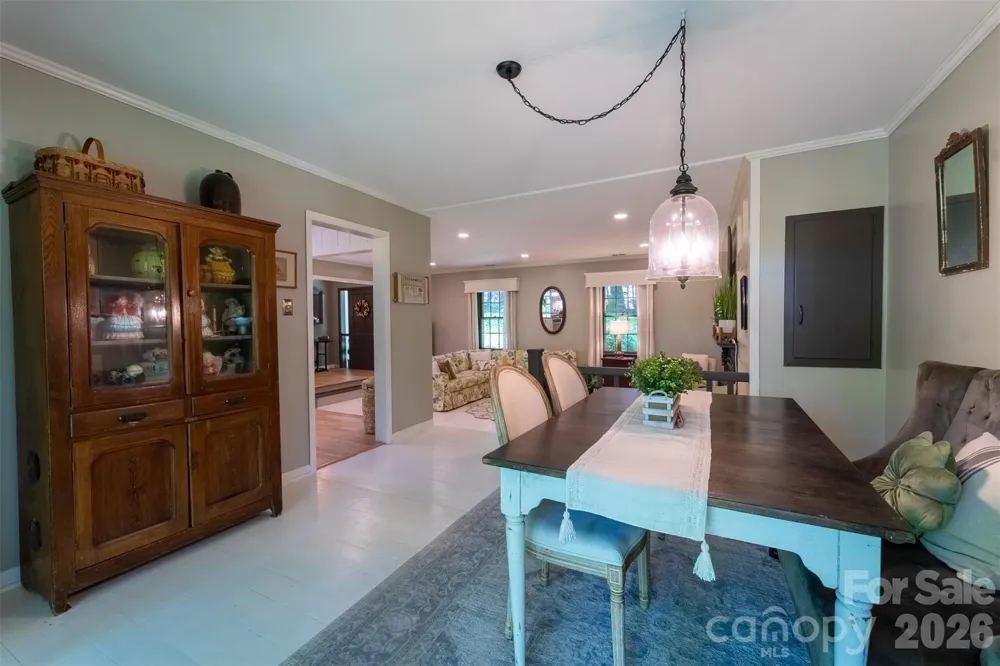 77 Oakwood Lane Sylva, NC 28779