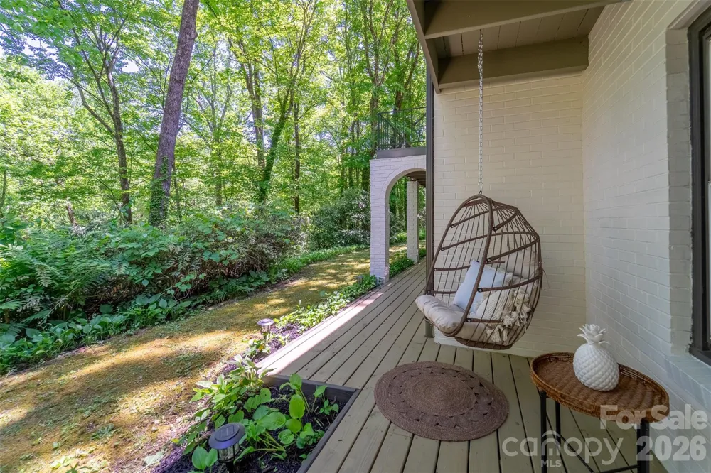 77 Oakwood Lane Sylva, NC 28779