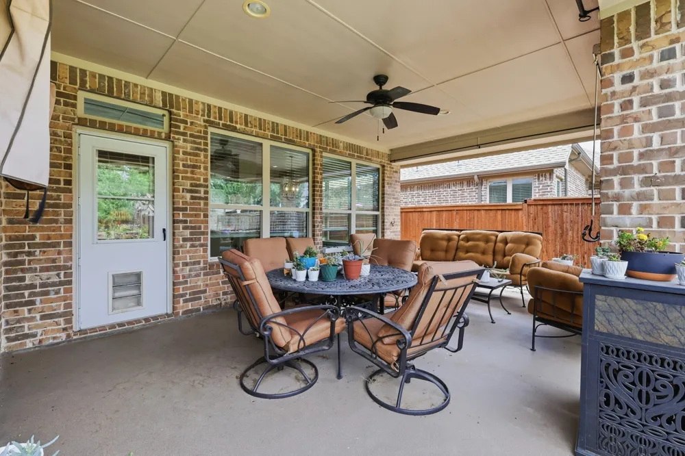 8313 Primrose Trail Lantana, TX 76226