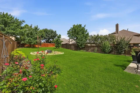 8313 Primrose Trail