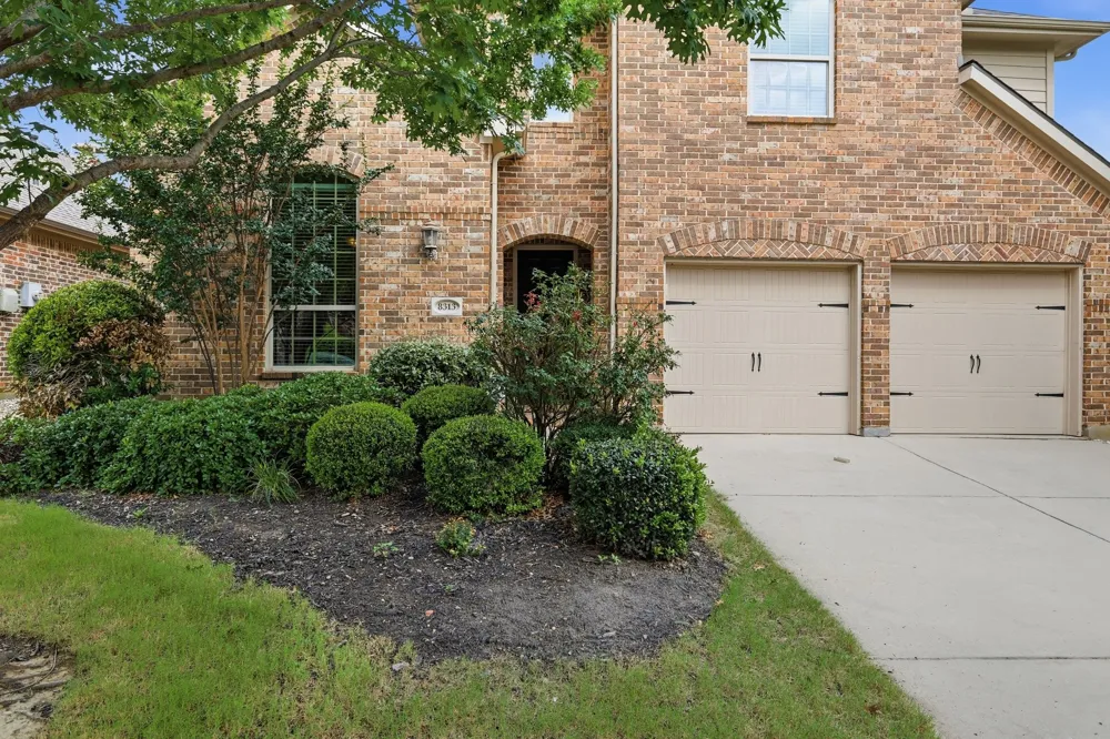 8313 Primrose Trail Lantana, TX 76226