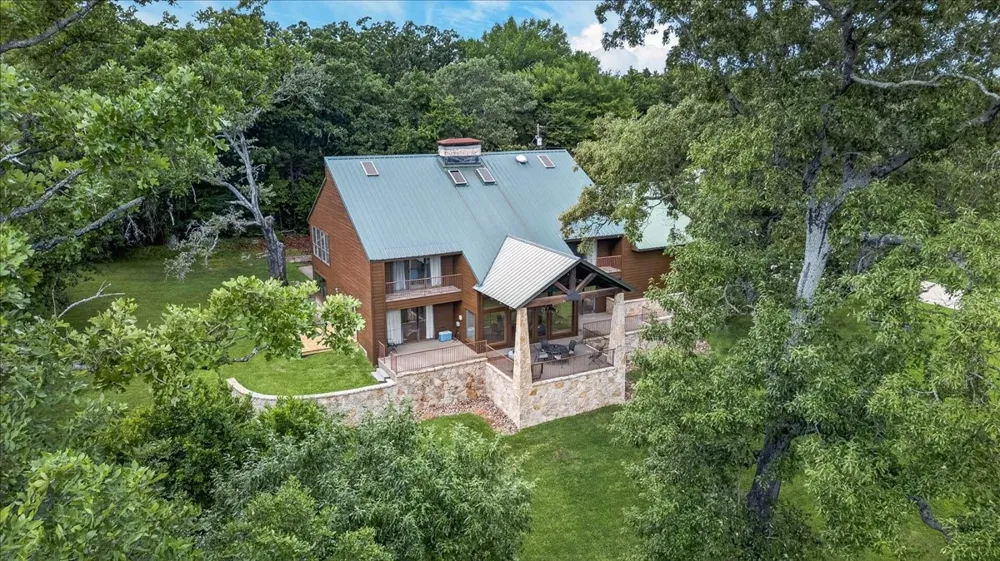 906 Valle Vista Drive Athens, TX 75751