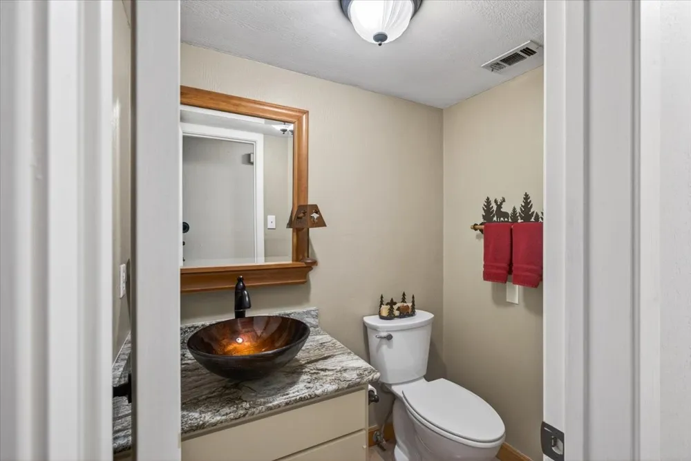 906 Valle Vista Drive Athens, TX 75751