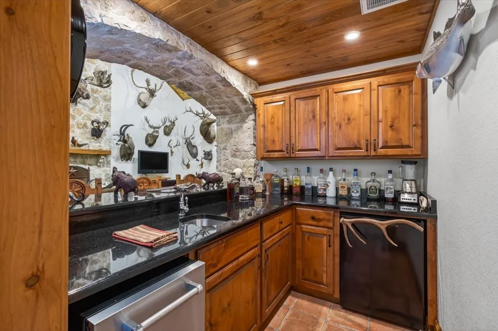 906 Valle Vista Drive Athens, TX 75751
