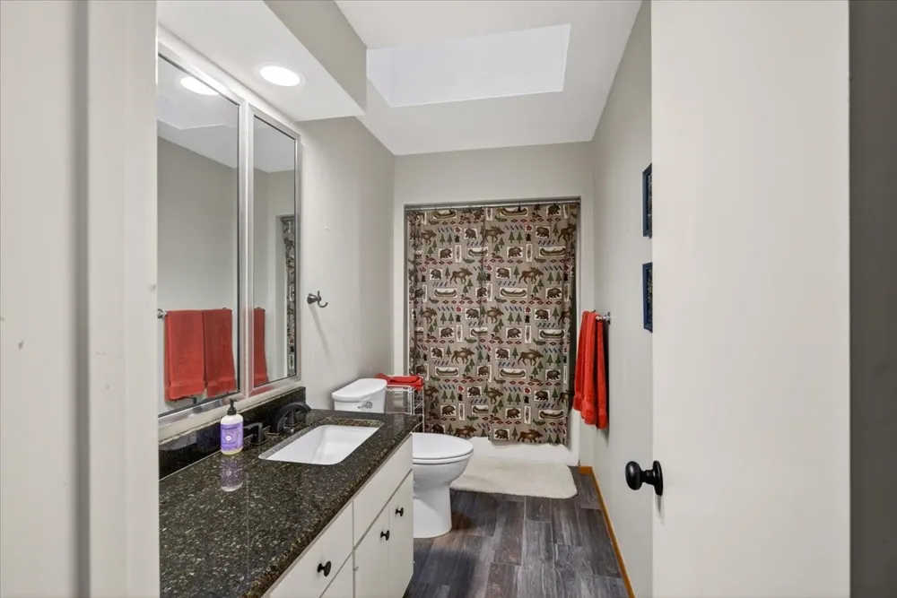 906 Valle Vista Drive Athens, TX 75751