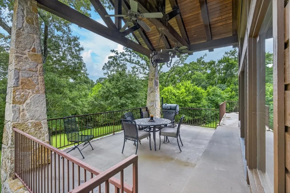 906 Valle Vista Drive Athens, TX 75751