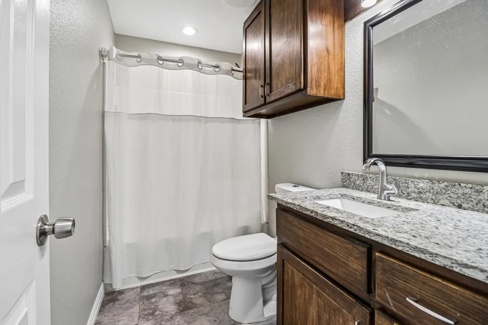 704 Partridge Drive Saginaw, TX 76131