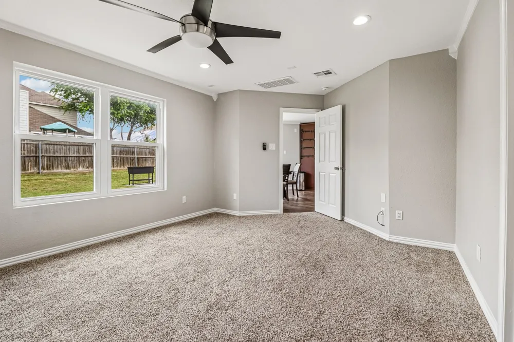 704 Partridge Drive Saginaw, TX 76131