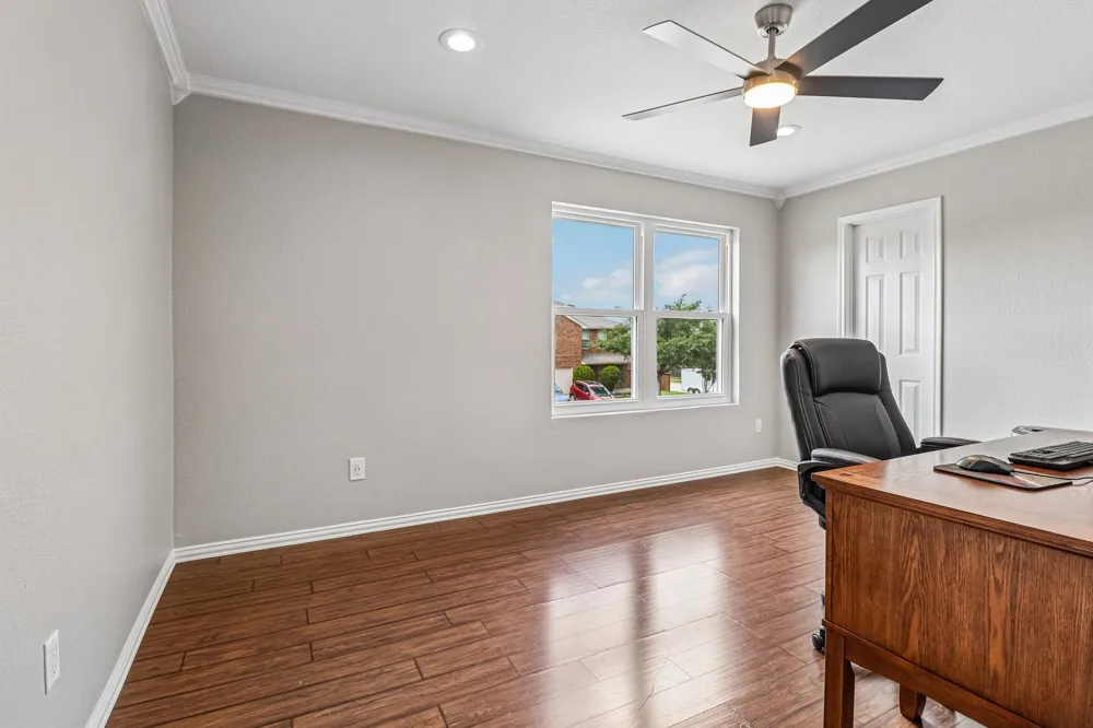 704 Partridge Drive Saginaw, TX 76131
