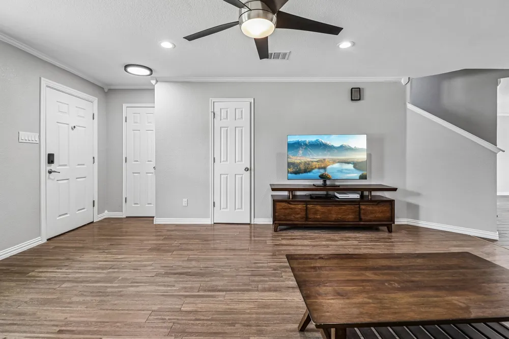 704 Partridge Drive Saginaw, TX 76131