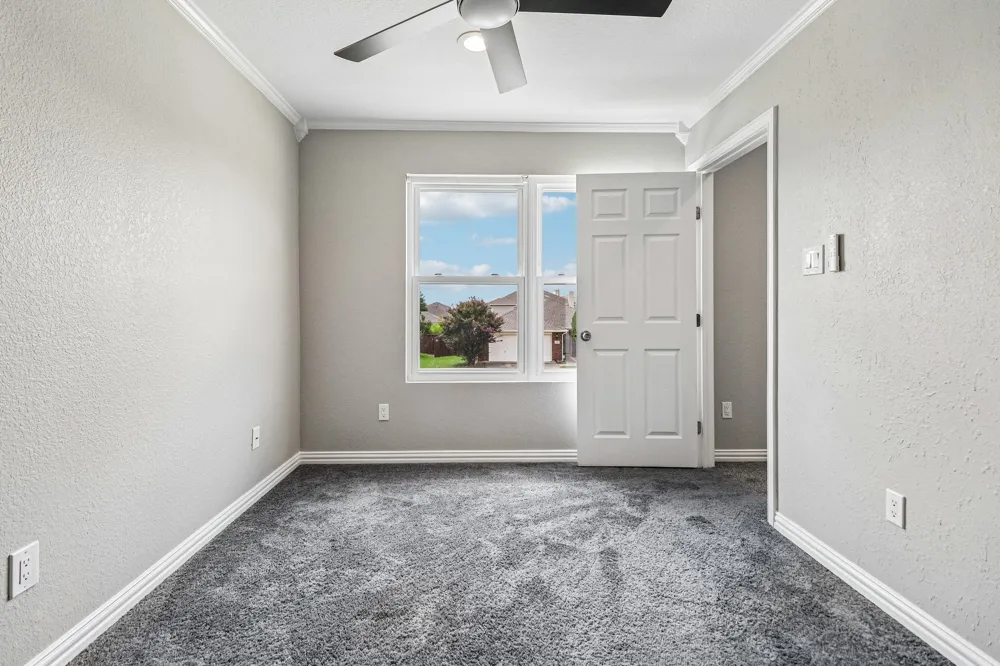 704 Partridge Drive Saginaw, TX 76131
