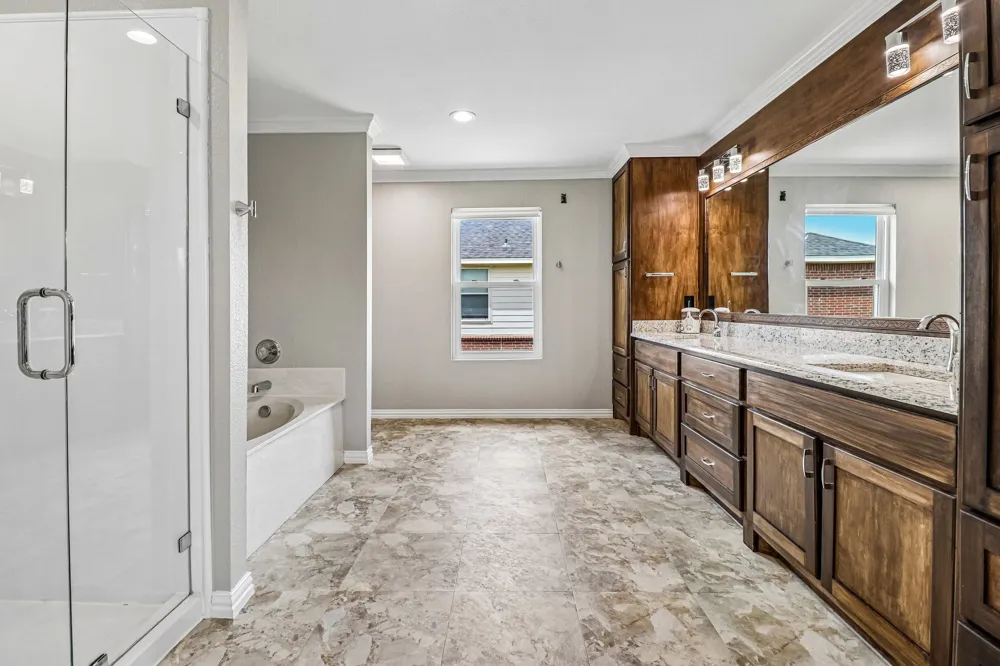 704 Partridge Drive Saginaw, TX 76131