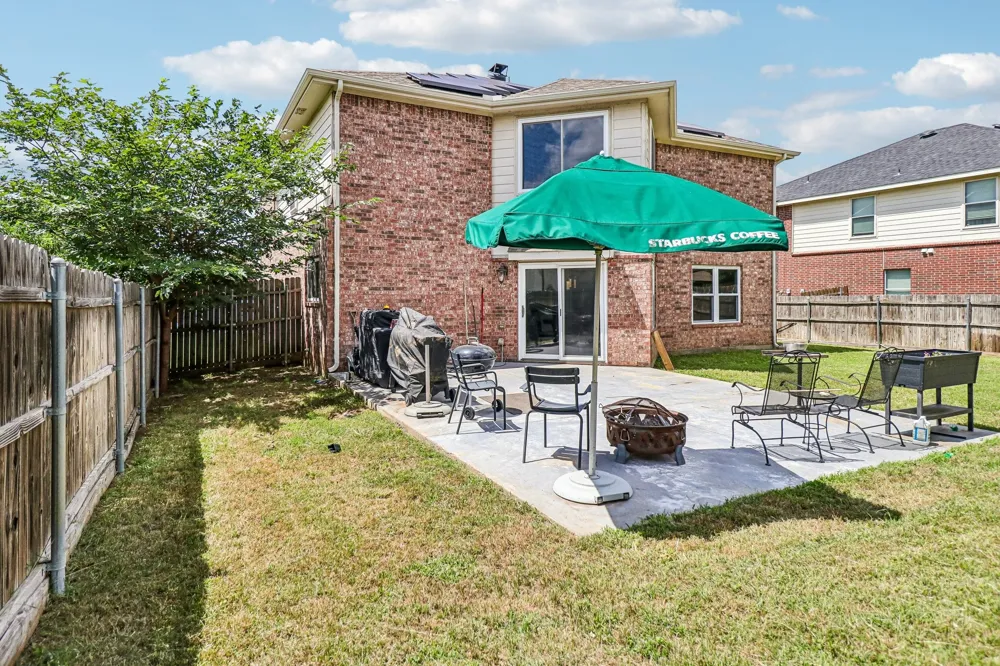 704 Partridge Drive Saginaw, TX 76131
