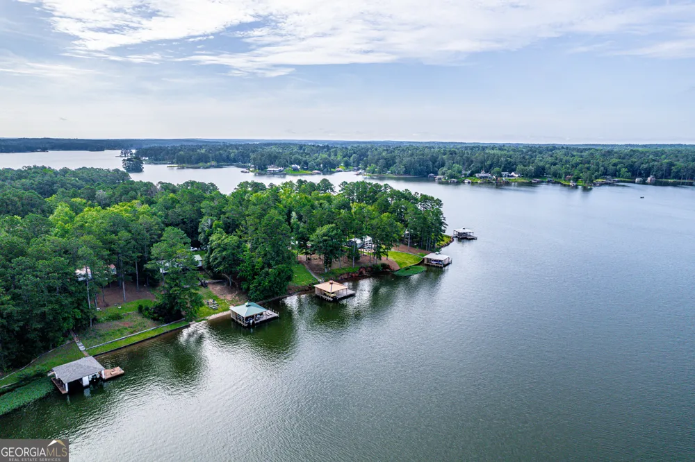 321 Barbara Point RD Sparta, GA 31087