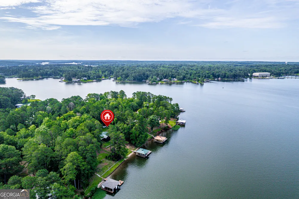 321 Barbara Point RD Sparta, GA 31087
