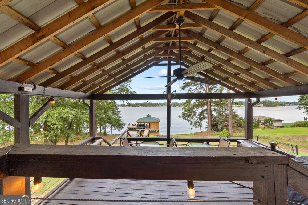 321 Barbara Point RD Sparta, GA 31087
