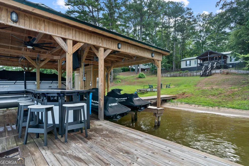 321 Barbara Point RD Sparta, GA 31087