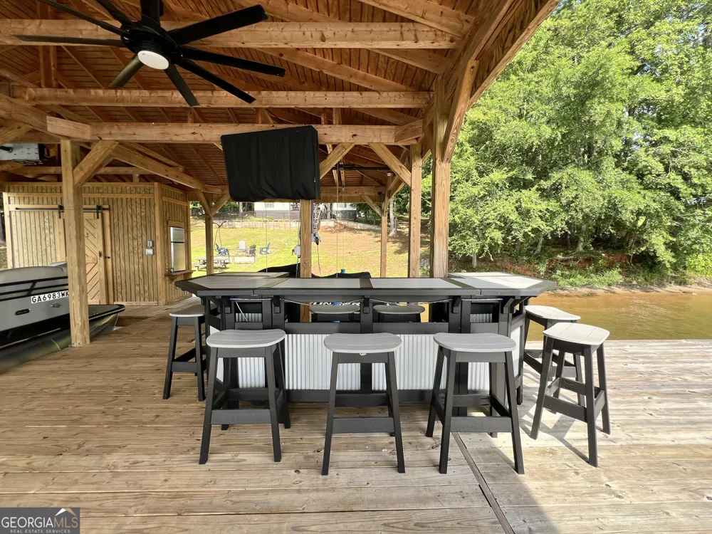 321 Barbara Point RD Sparta, GA 31087