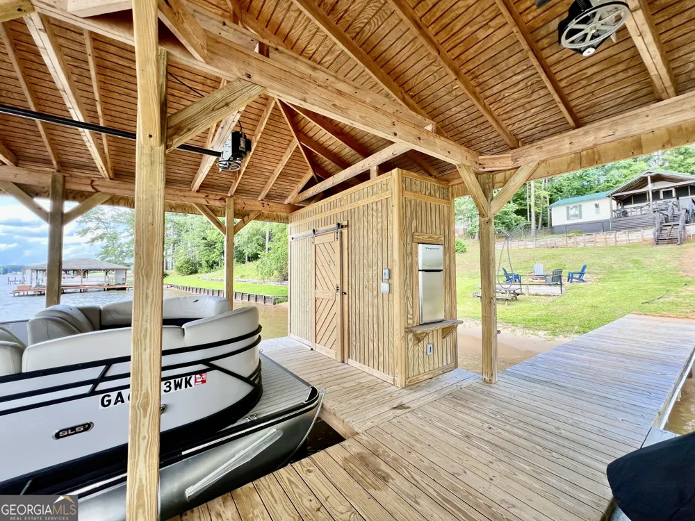 321 Barbara Point RD Sparta, GA 31087