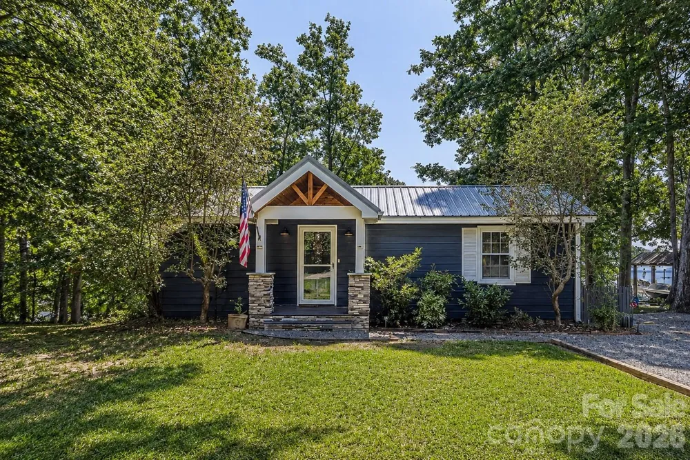 4580 Kiser Island Road Terrell, NC 28682