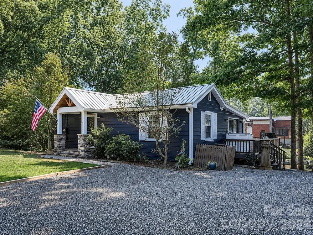 4580 Kiser Island Road Terrell, NC 28682