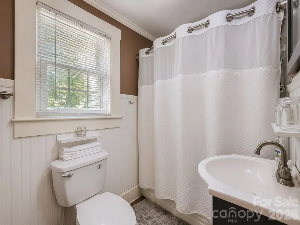 4580 Kiser Island Road Terrell, NC 28682