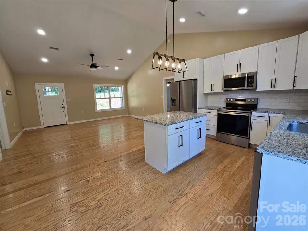 980 Smith Waldrop Road Mill Spring, NC 28756