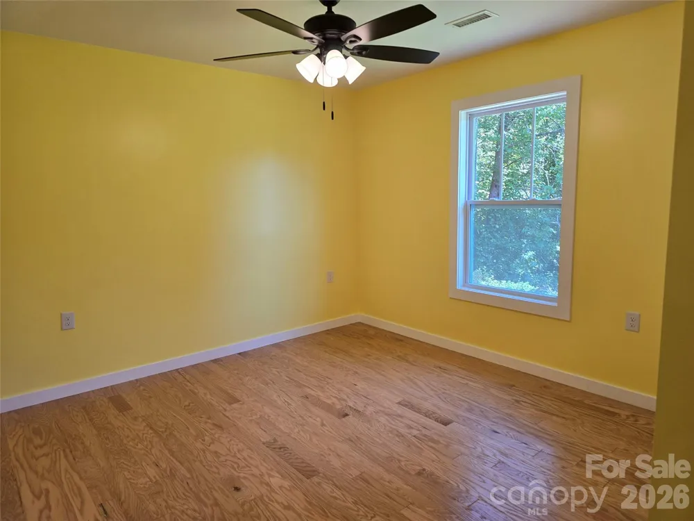 980 Smith Waldrop Road Mill Spring, NC 28756