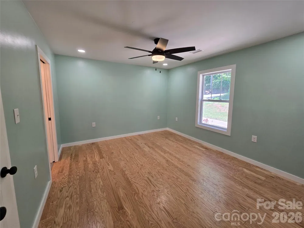 980 Smith Waldrop Road Mill Spring, NC 28756