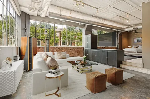 2220 Canton Street #101