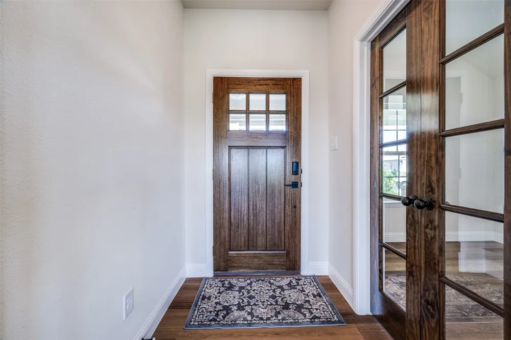 200 Clay Ranch Valley View, TX 76272