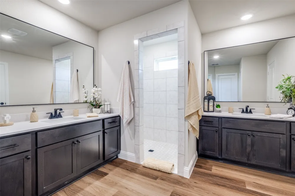 200 Clay Ranch Valley View, TX 76272