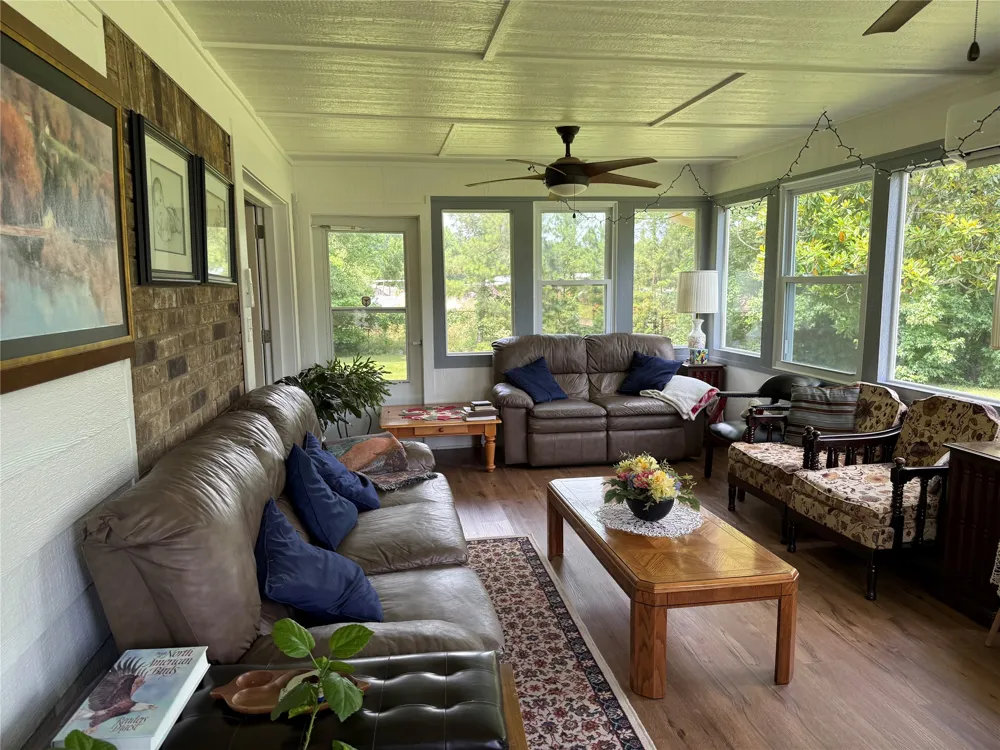 276 CR 3201 Jacksonville, TX 75766