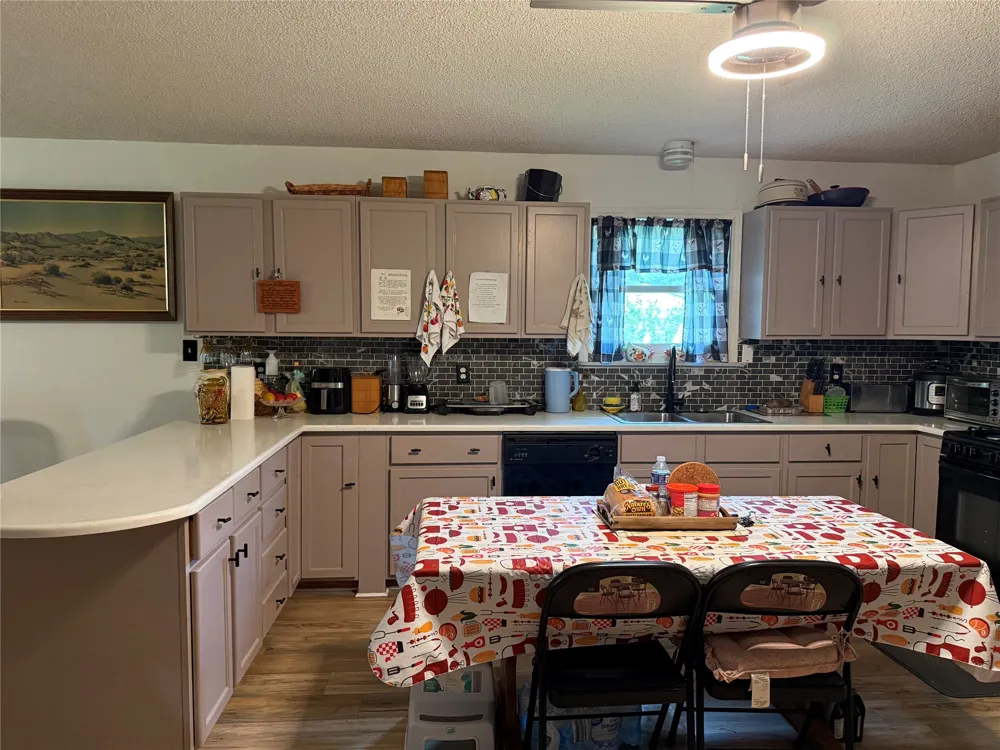 276 CR 3201 Jacksonville, TX 75766