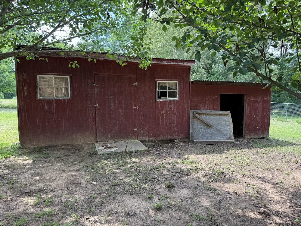 276 CR 3201 Jacksonville, TX 75766