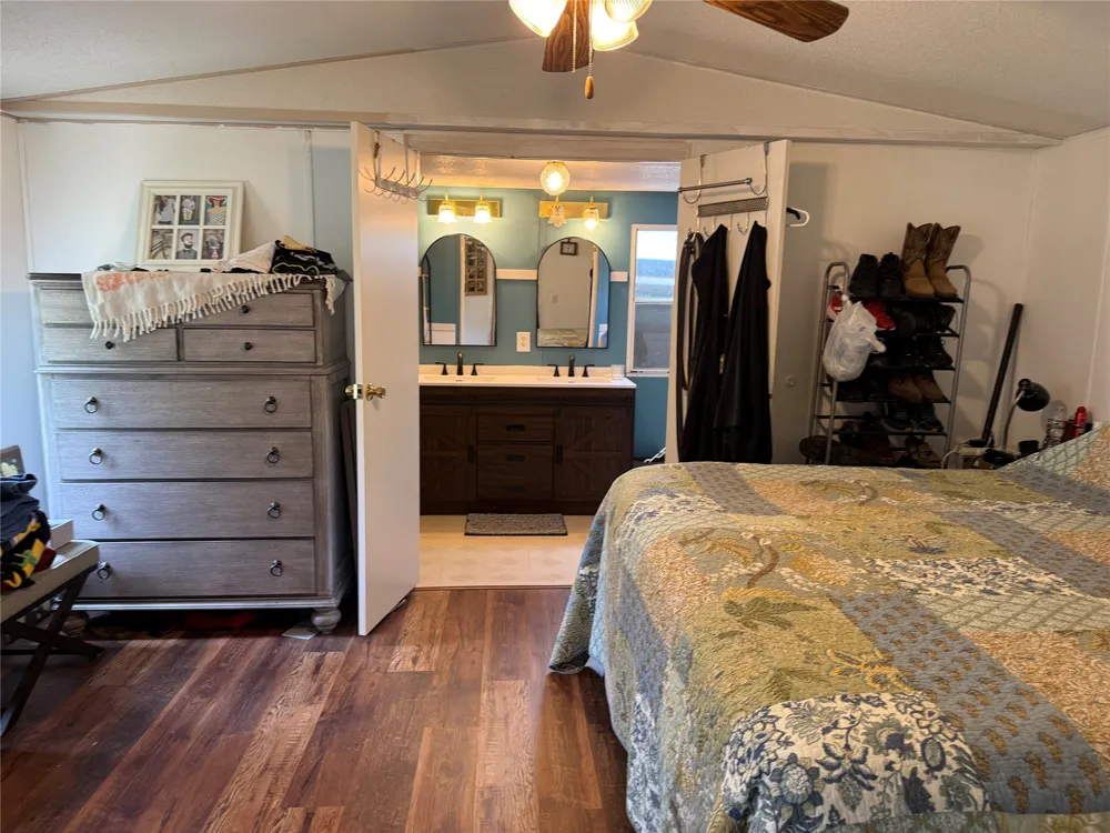 276 CR 3201 Jacksonville, TX 75766