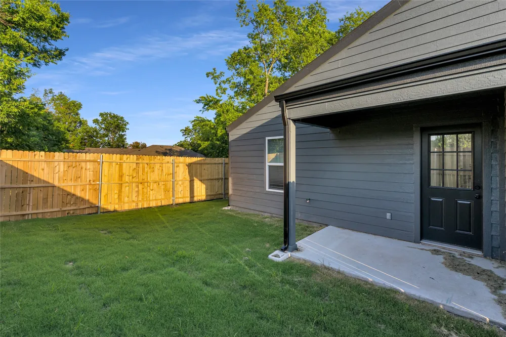 2212 Church Street #A Greenville, TX 75401