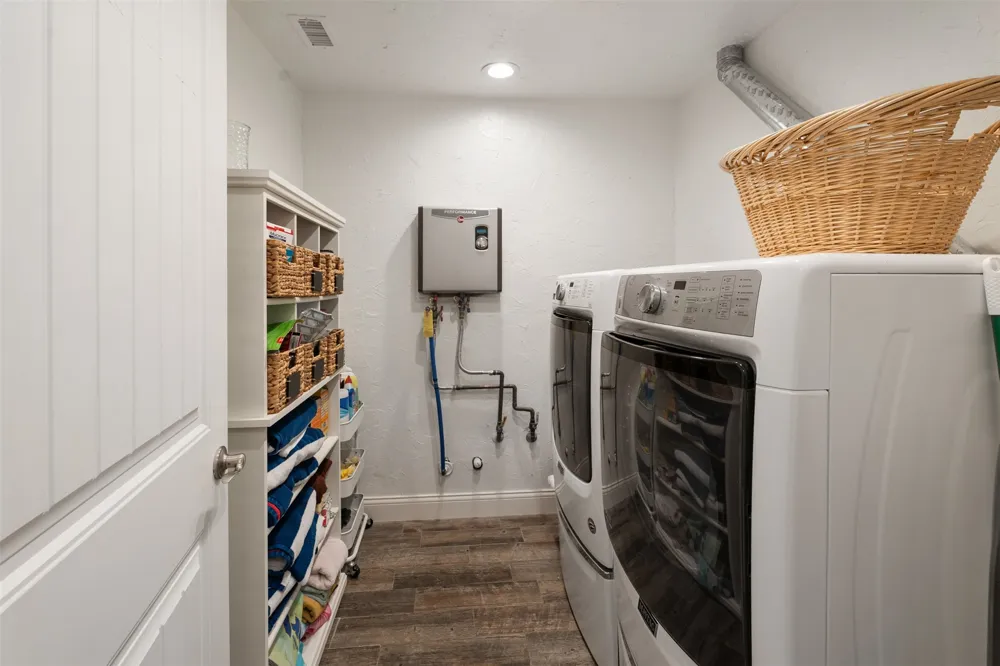 1616 Mona Court Tool, TX 75143