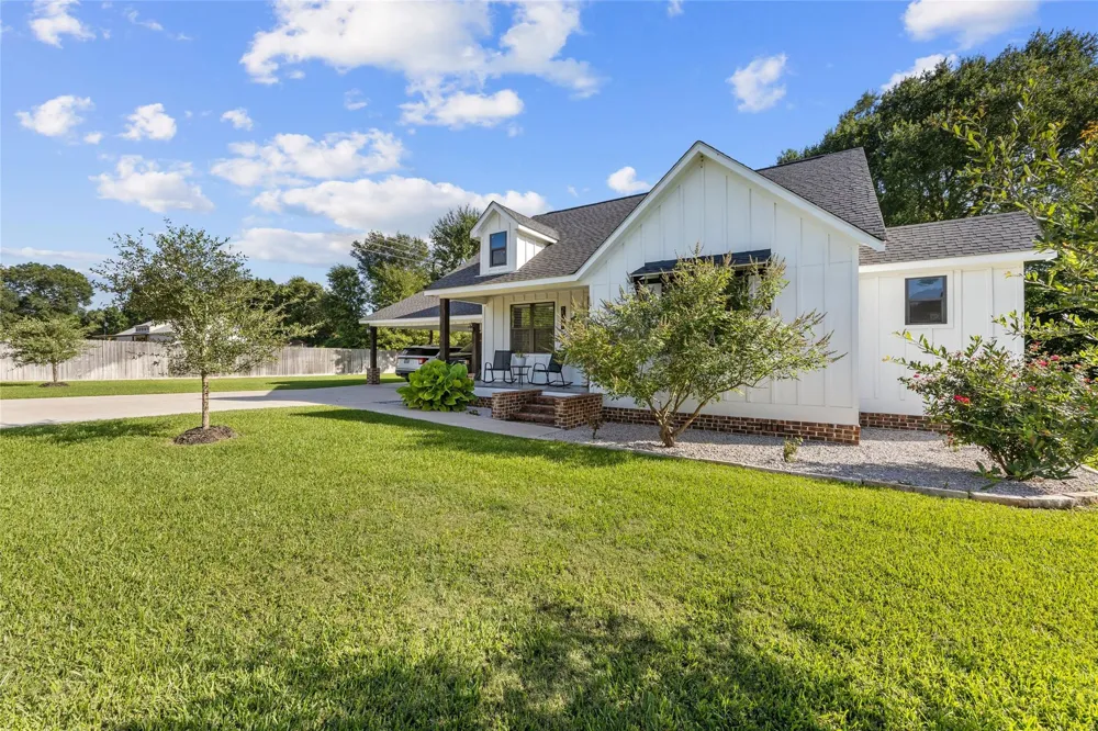 2021 Strangmeier Road Brenham, TX 77833