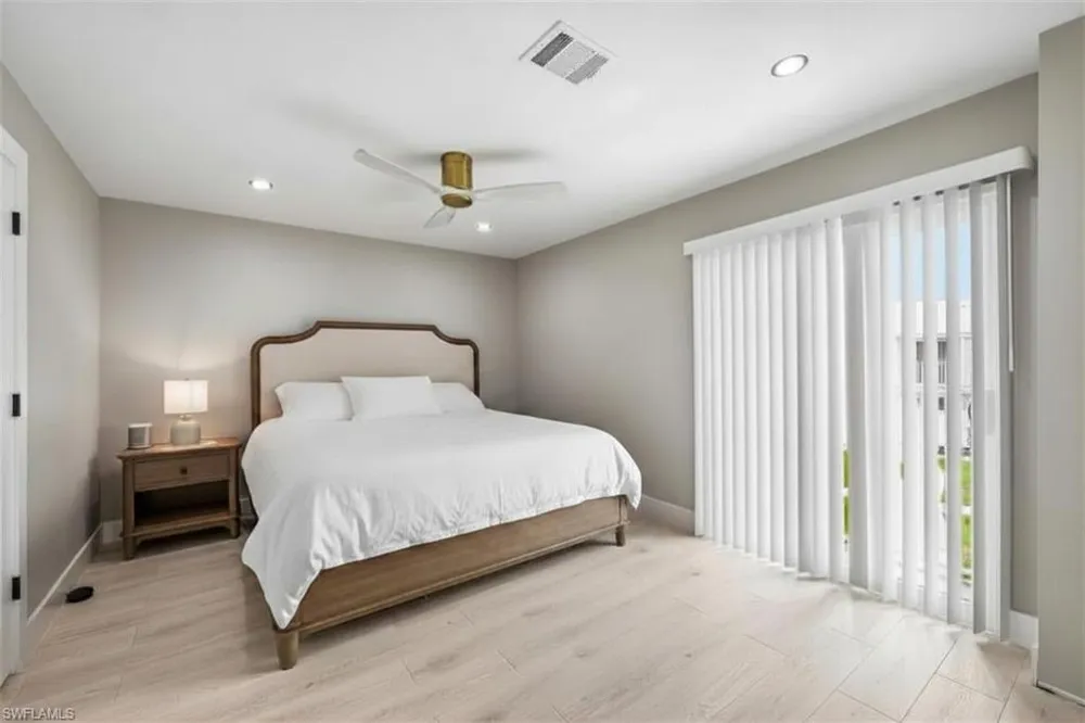 18010 San Carlos Boulevard #33 Fort Myers Beach, FL 33931