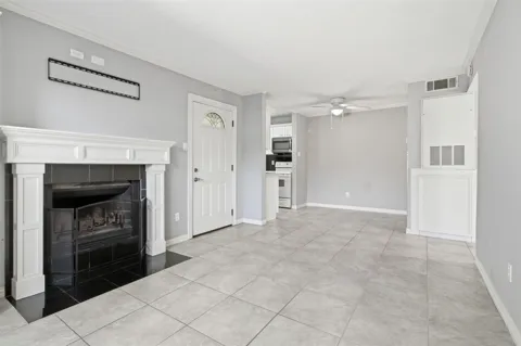 7600 Emmett F Lowry Expressway #315