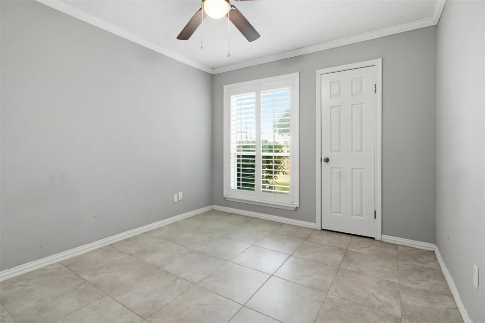 7600 Emmett F Lowry Expressway #315 Texas City, TX 77591