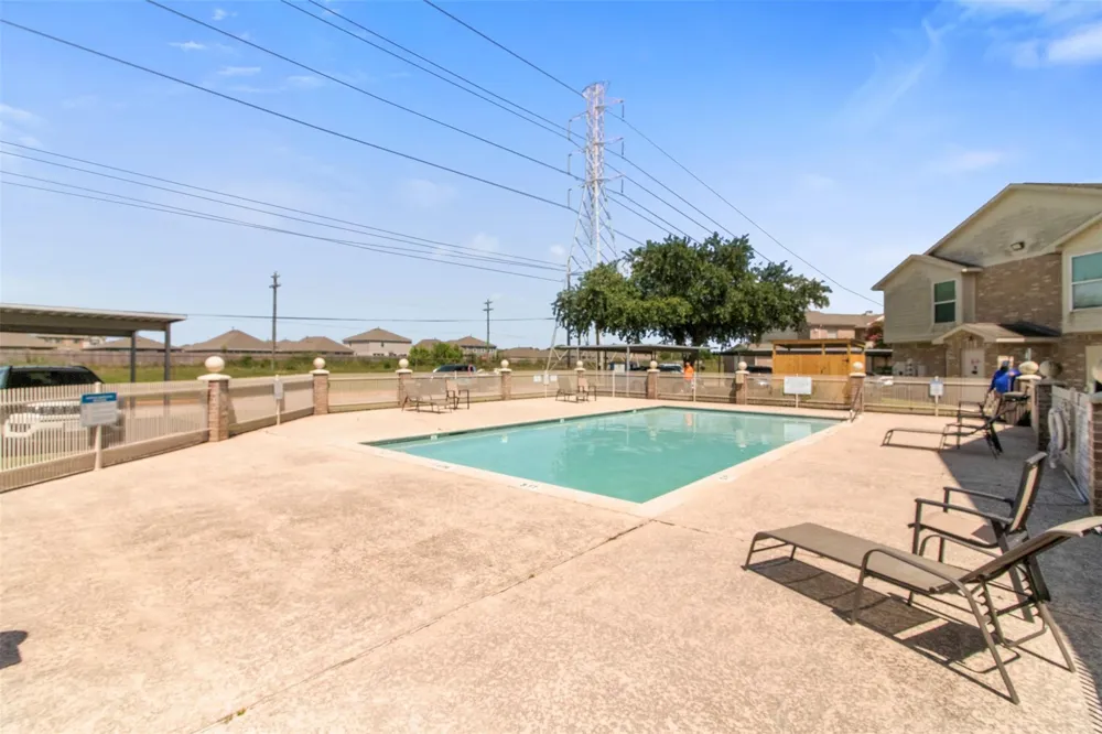 7600 Emmett F Lowry Expressway #315 Texas City, TX 77591