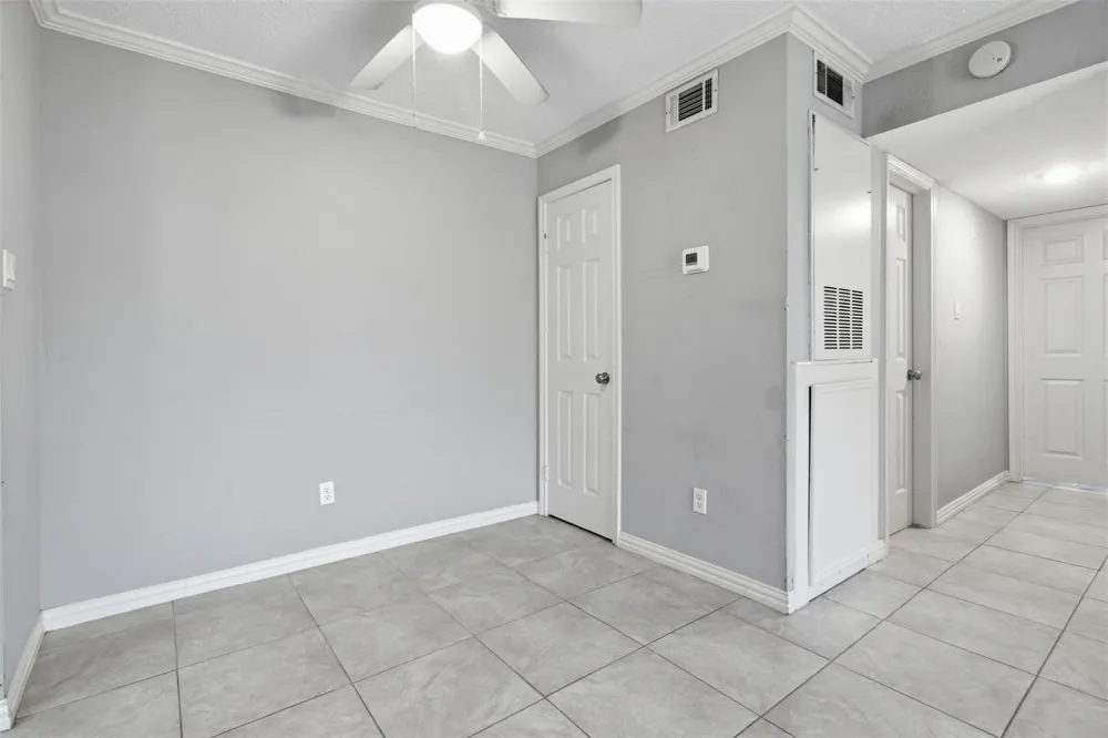 7600 Emmett F Lowry Expressway #315 Texas City, TX 77591