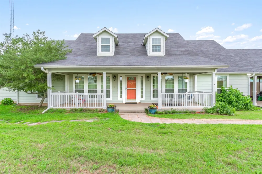 11286 FM 17 Grand Saline, TX 75140